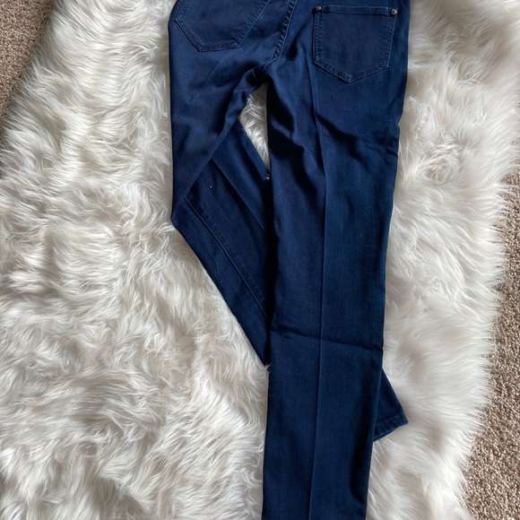 Cachet lower  rise stretch denim  true indigo blue - Picture 9 of 10